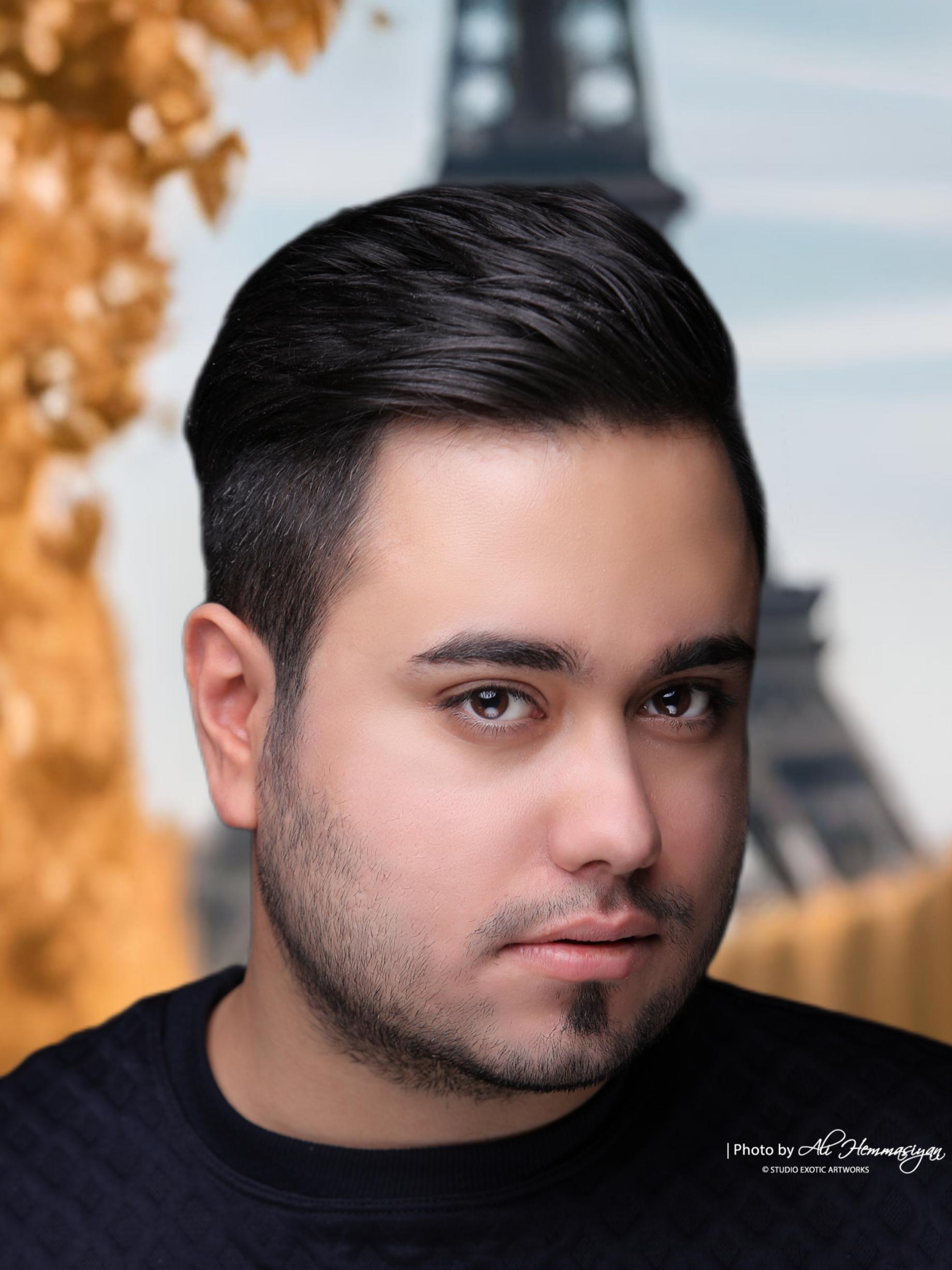 Arash Azad